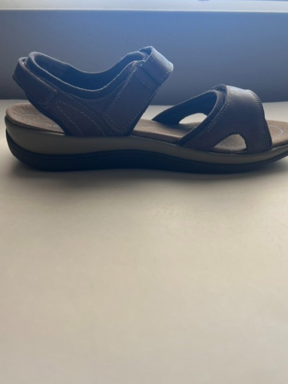 Ortho feet "Malibu" Sandals in Tan Size 11M-Excellent condition - Picture 3 of 4